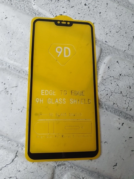 Защитное стекло Xiaomi Redmi Note 6 / Mi 8 Lite (5D)